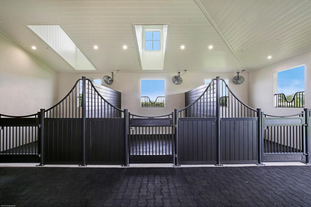 WINDING TRAILS - Residential