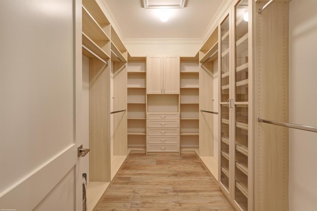 WINDING TRAILS - Residential