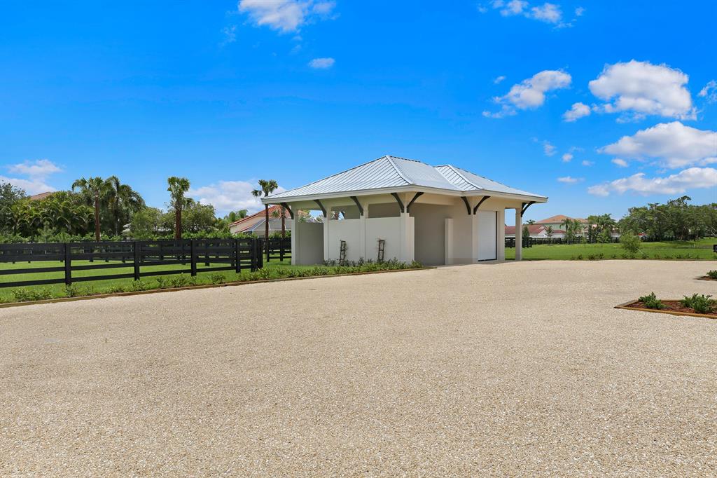 WINDING TRAILS - Residential