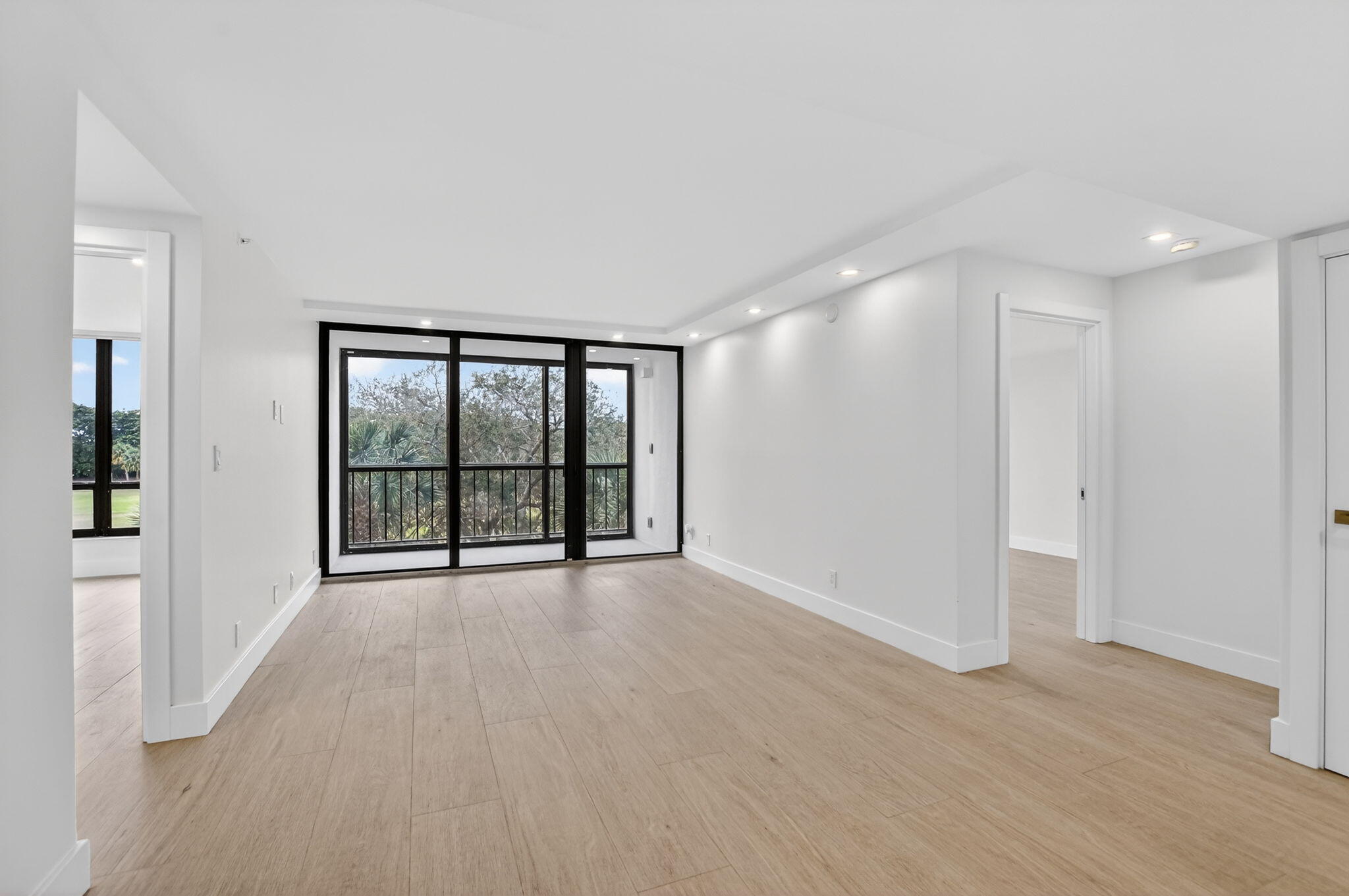 Lakewood Midrise Condo - Residential Lease