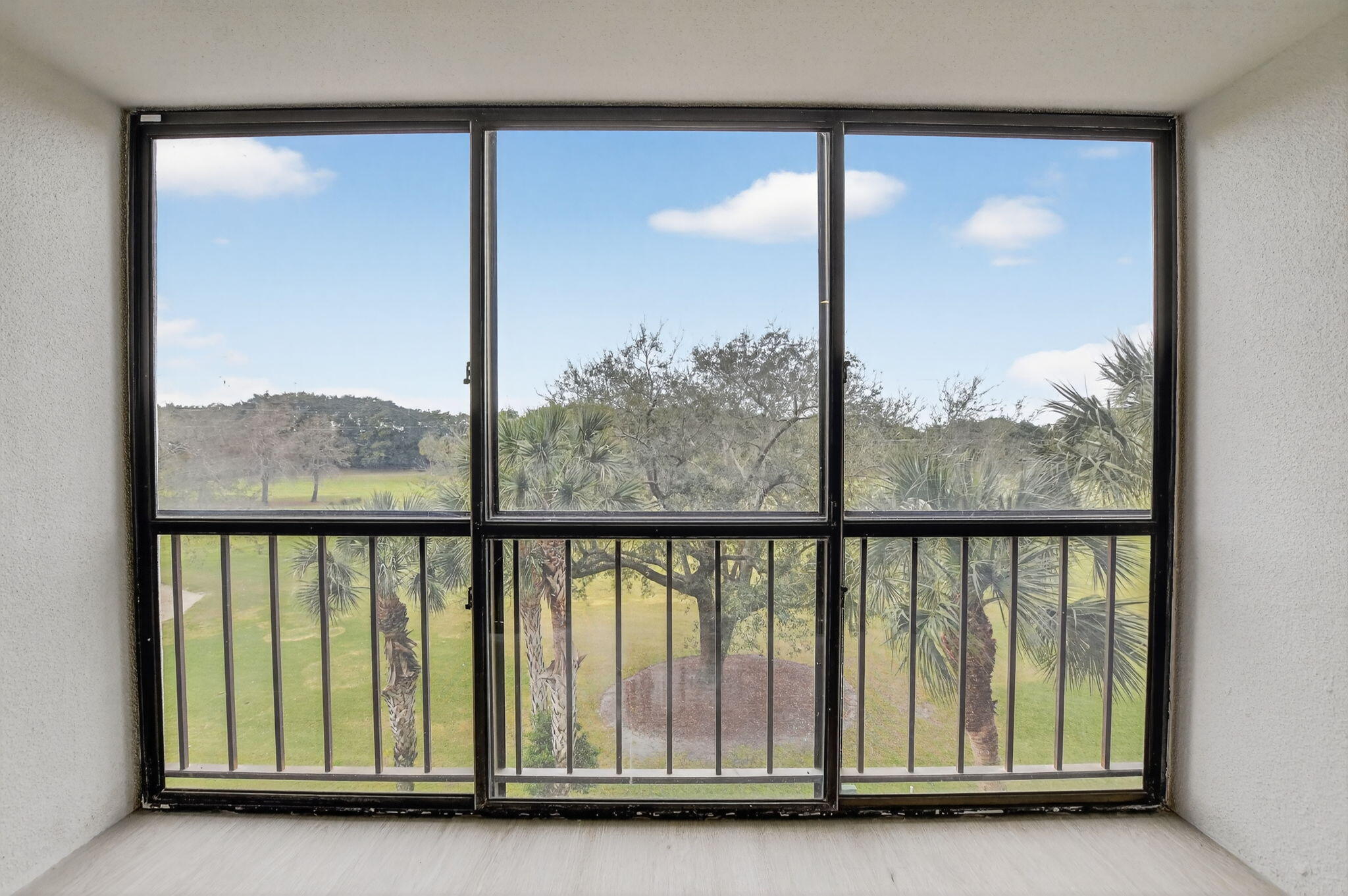 Lakewood Midrise Condo - Residential Lease