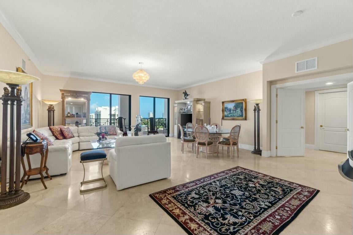 200 E Palmetto Park Road 808