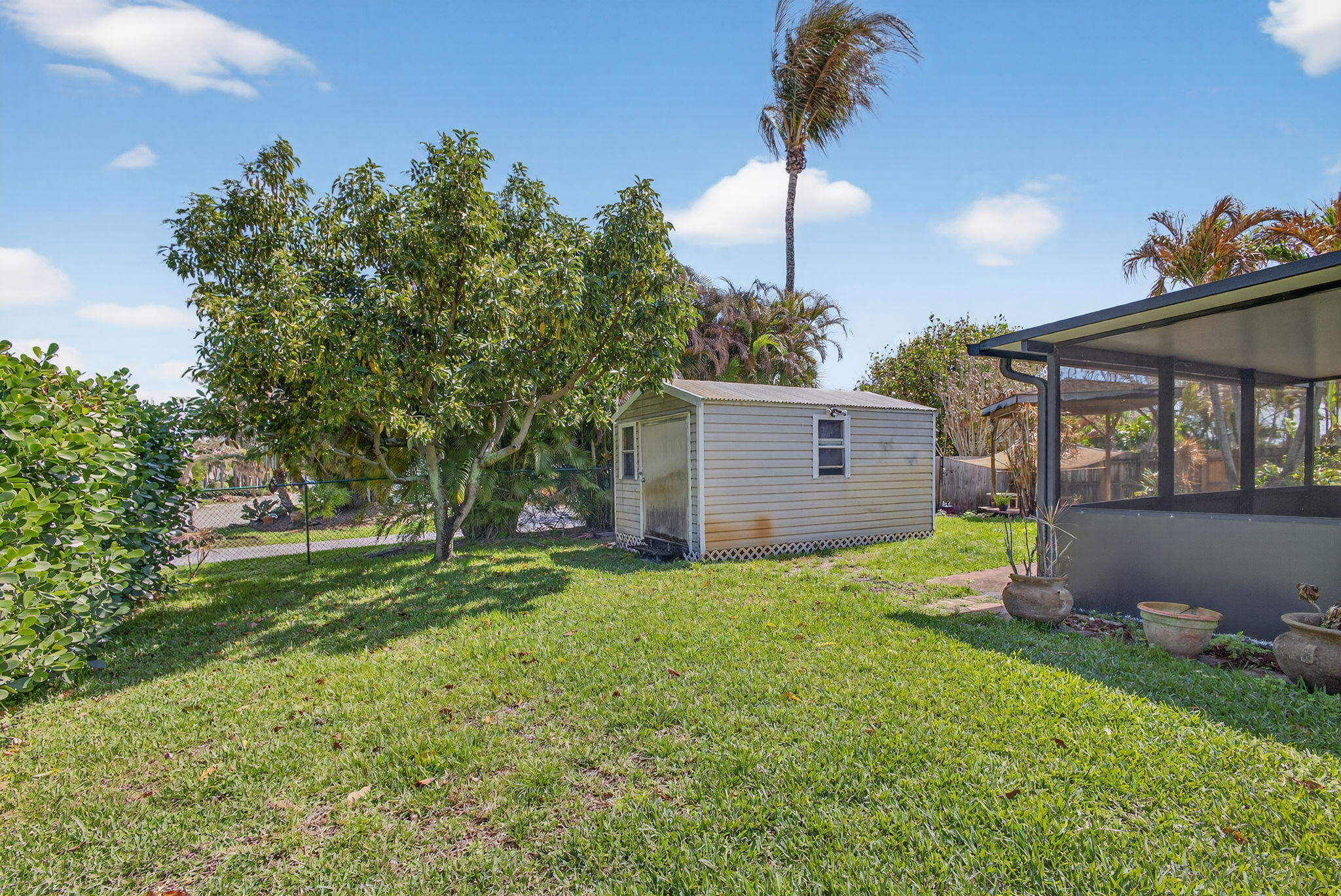 548010 Glenridge, Pine Knll & Ridge - Residential Lease