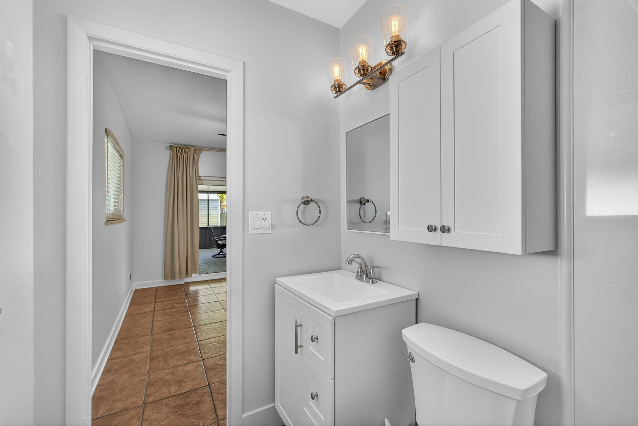 548010 Glenridge, Pine Knll & Ridge - Residential Lease