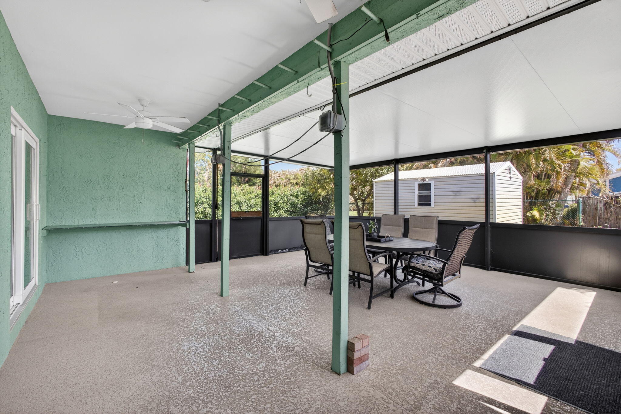 548010 Glenridge, Pine Knll & Ridge - Residential Lease