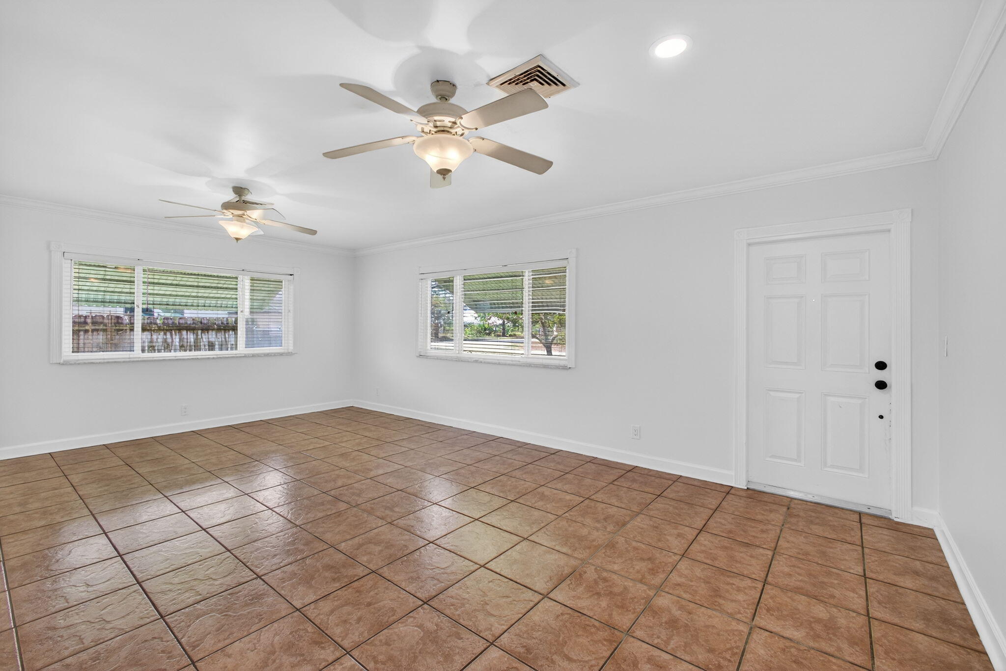 548010 Glenridge, Pine Knll & Ridge - Residential Lease