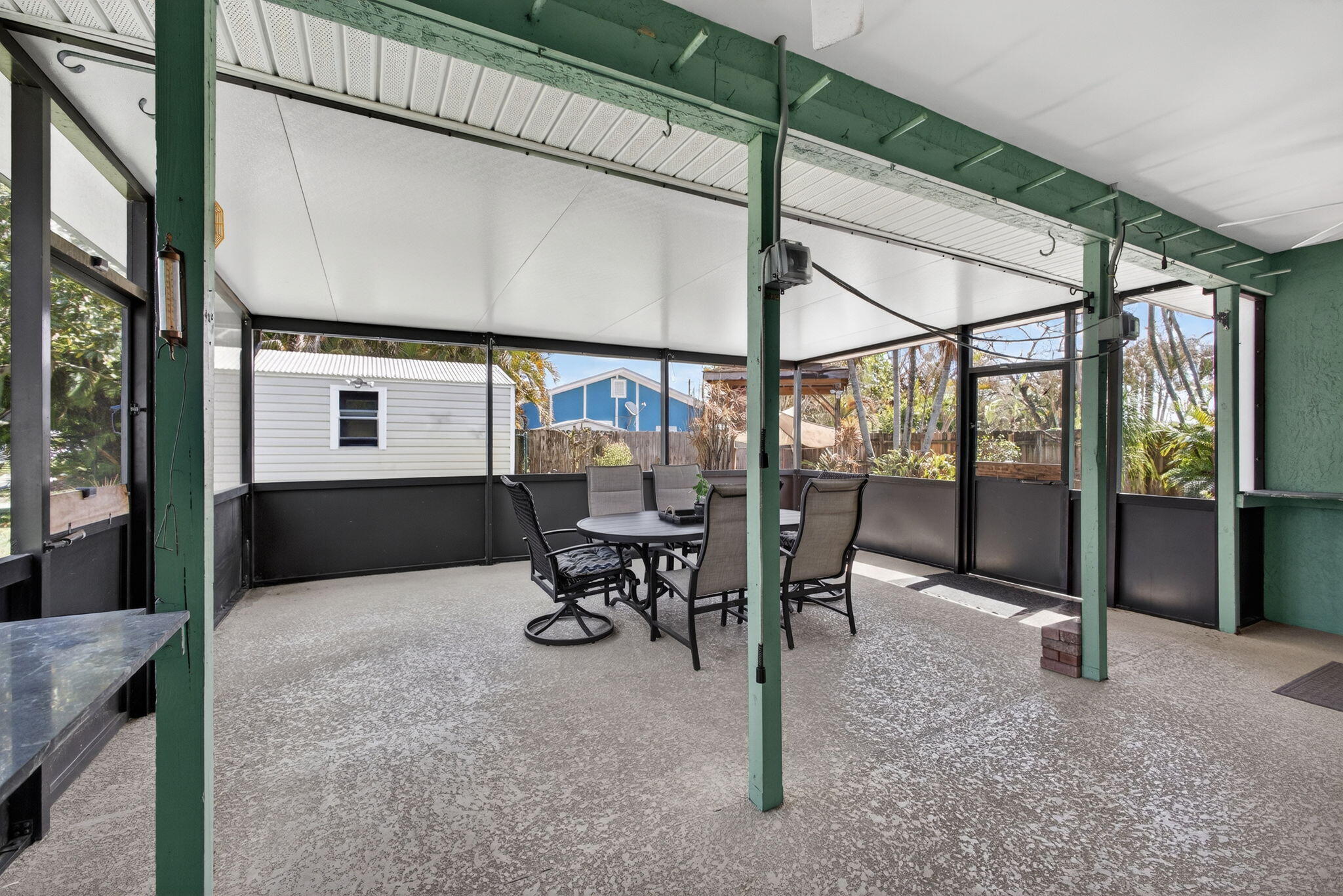 548010 Glenridge, Pine Knll & Ridge - Residential Lease