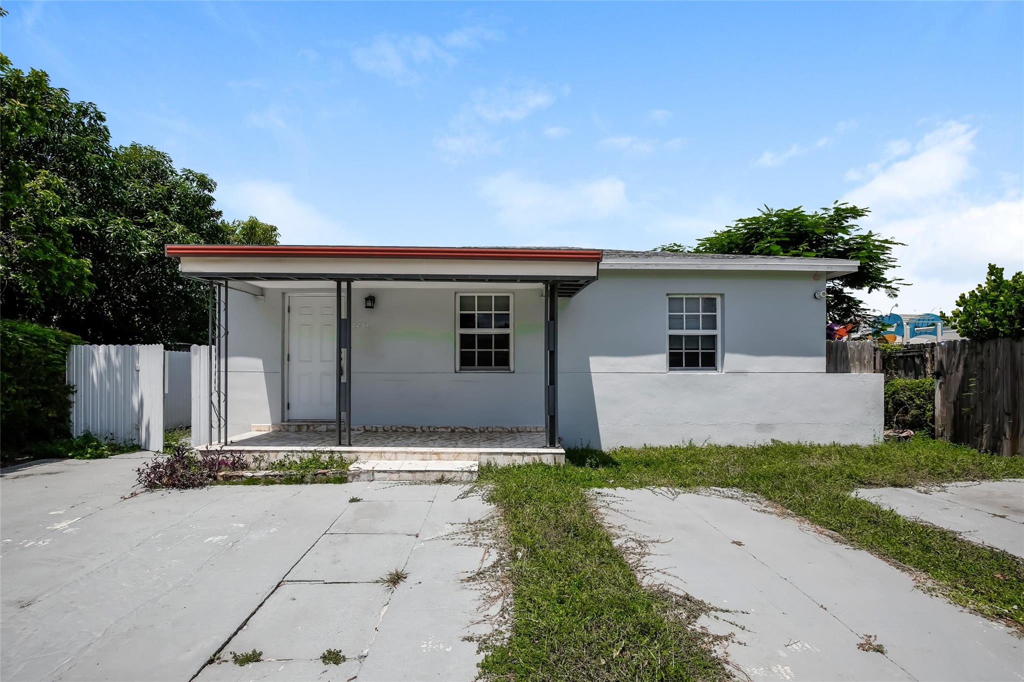 Must-See to Believe! Two Expansive Homes on One Property in the Heart of Miami
Welcome to a rare gem offering incredible space, versatility, and opportunity—right in the vibrant heart of Miami! This unique property features two large, updated homes on one oversized lot. Whether you're looking for a multigenerational home, an income-producing investment, or space to entertain in style, this one checks every box.
This is not your average property—you truly have to see it to believe it. Don’t miss out on this rare opportunity to own a piece of Miami that offers both luxury and income potential.