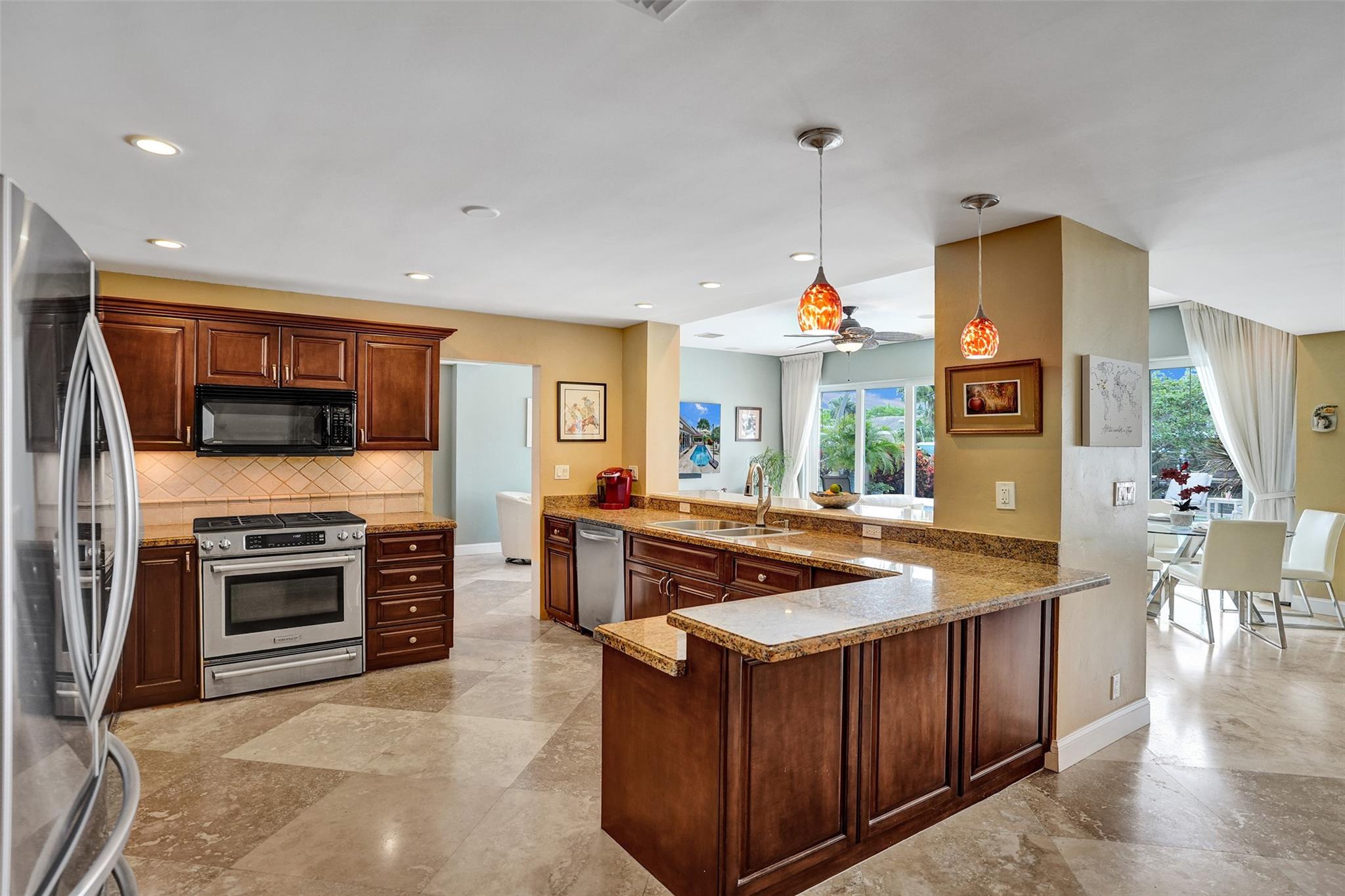 Coral Ridge Country Club - Residential