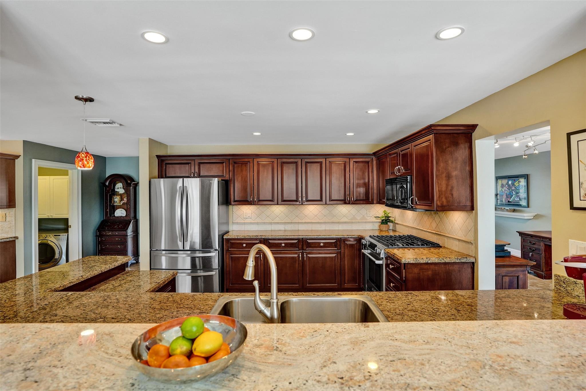 Coral Ridge Country Club - Residential