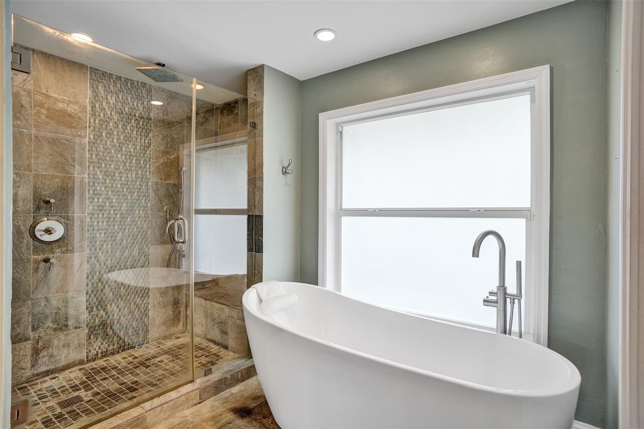 Coral Ridge Country Club - Residential