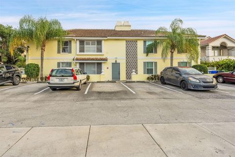 1308 Bayview Dr 1C Fort Lauderdale FL 33304