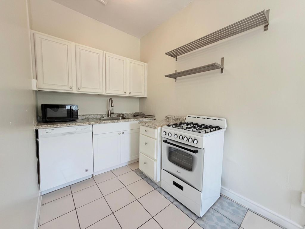 Photo of 623 Park Place #1, West Palm Beach, FL 33401 (MLS # B26020397)