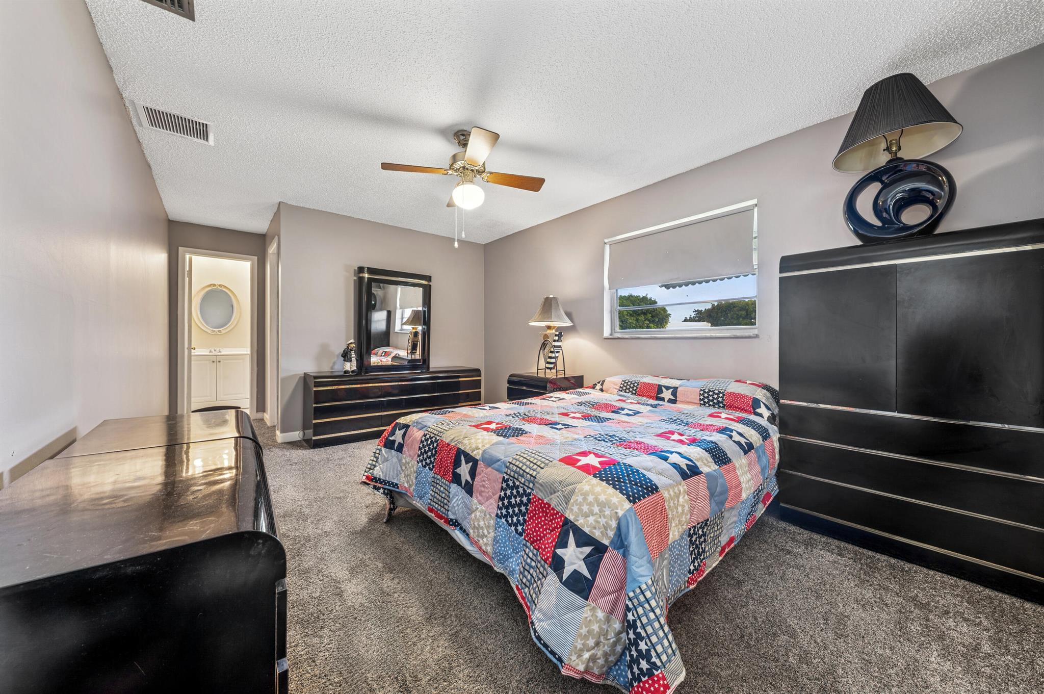 PALM BEACH LEISUREVILLE - Residential