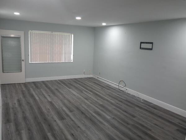 Unfurnished one bedroom one bath condo in excellent community with pool, clubhouse, and covered parking. Walking distance to park. Very private.