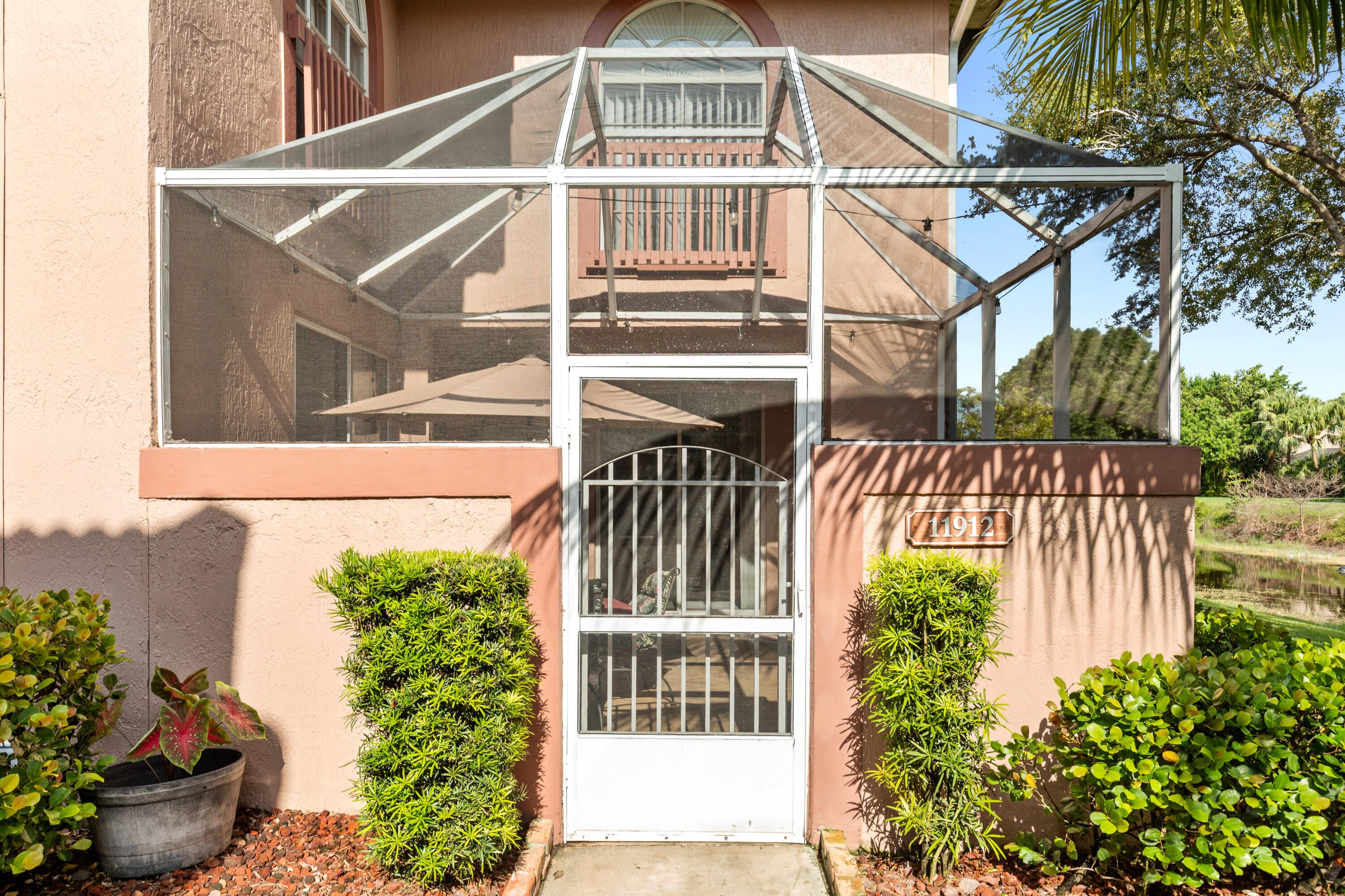 11912 ROYAL PALM Boulevard