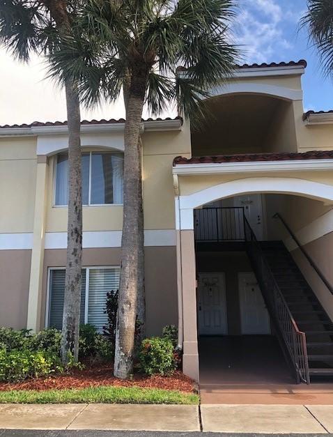 Welcome to this beautiful 1 bed/1 bath condo in the desirable community of Casablanca Isles! This unit has an open concept living area with kitchen, breakfast bar, dining room, living room and screened lanai with beautiful lake views! The unit has been updated with vinyl wood plank flooring in the master bedroom and freshly painted throughout. Other features include: granite counters in the kitchen and bathroom, tile flooring in kitchen, living room and bathrooms and a beautiful tiled shower/bath combo. The community of Casablanca Isles offers a Clubhouse, pool, exercise room and tennis courts and is conveniently located close to I-95, restaurants, entertainment, and the beautiful south Florida beaches!