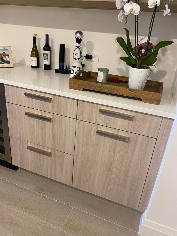 Landmark Buildiing - Residential Lease