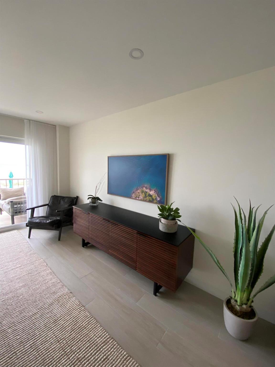 Landmark Buildiing - Residential Lease