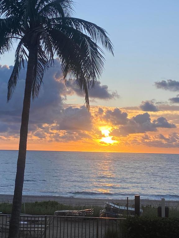 Landmark Buildiing - Residential Lease