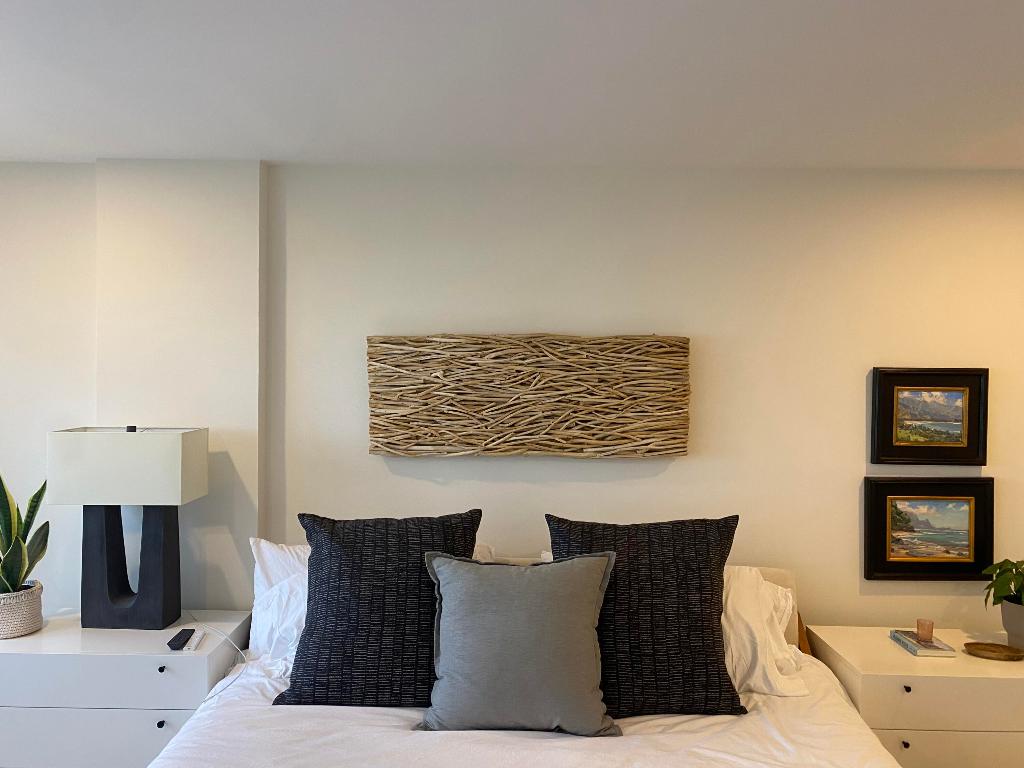 Landmark Buildiing - Residential Lease