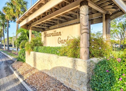 A home in Lauderdale Lakes