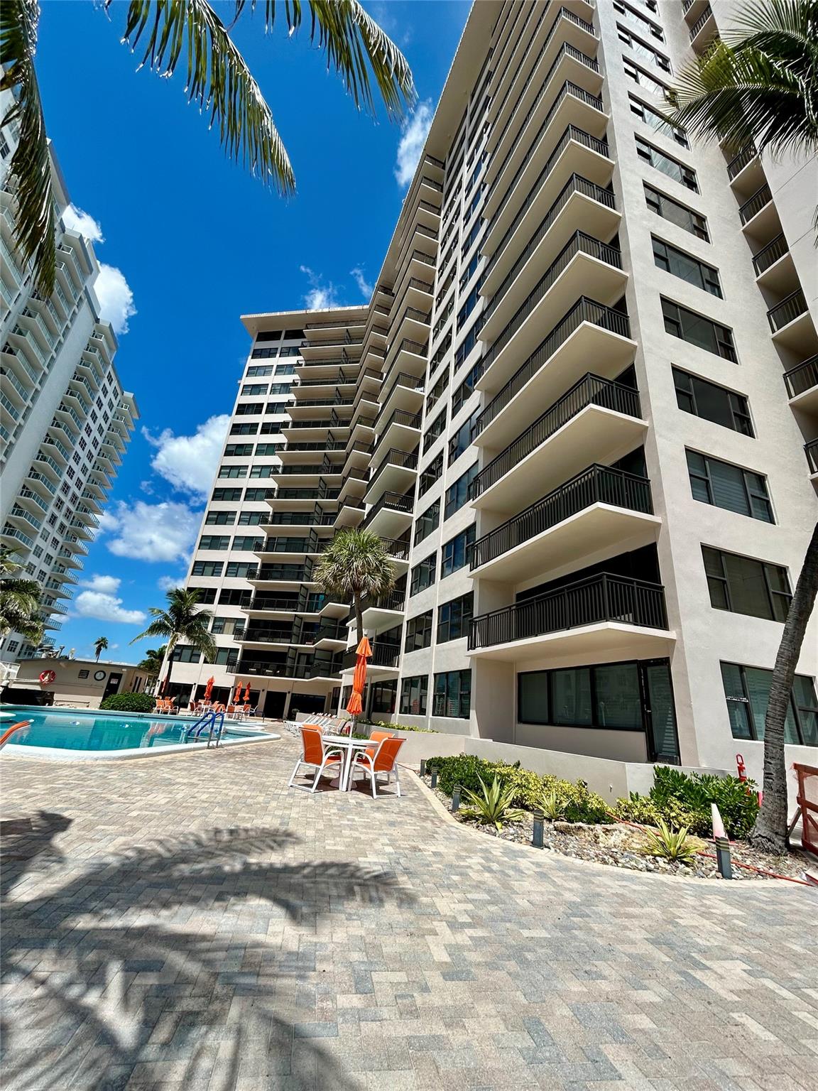 3800 NE Galt Ocean Dr 803