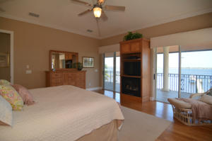 RIVER RIDGE - Residential