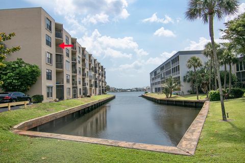 A home in Lantana