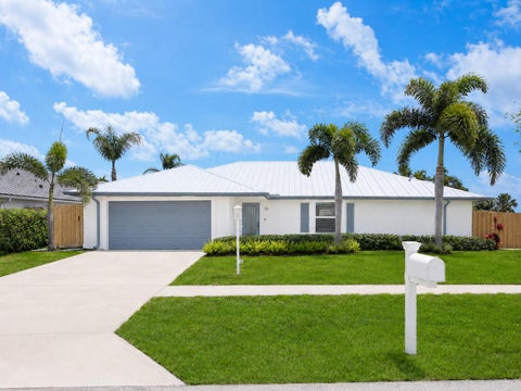 Property photo of 30 Chestnut Trail, Tequesta, FL 33469