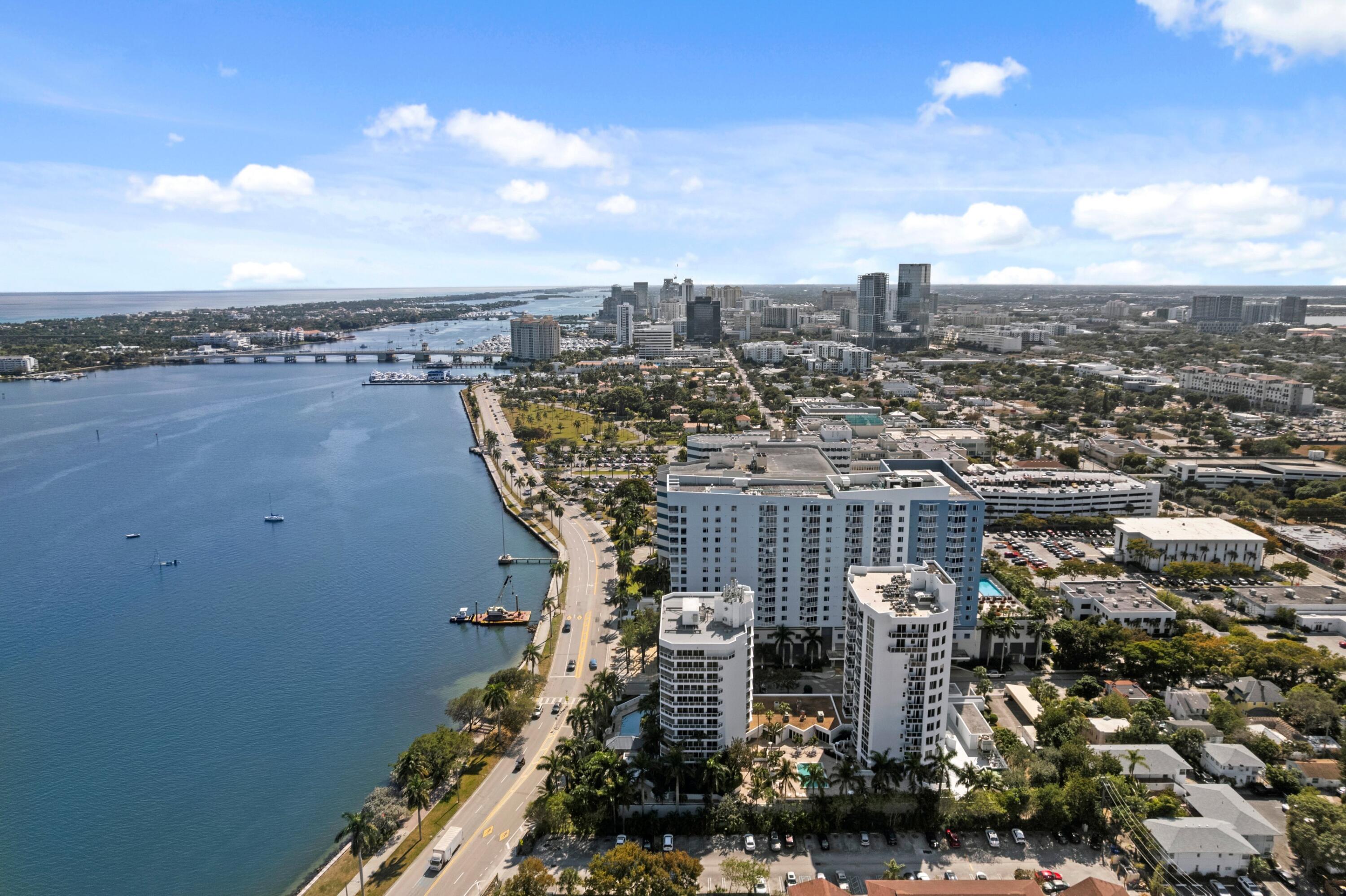 MAJESTIC TOWERS I CONDO - Residential