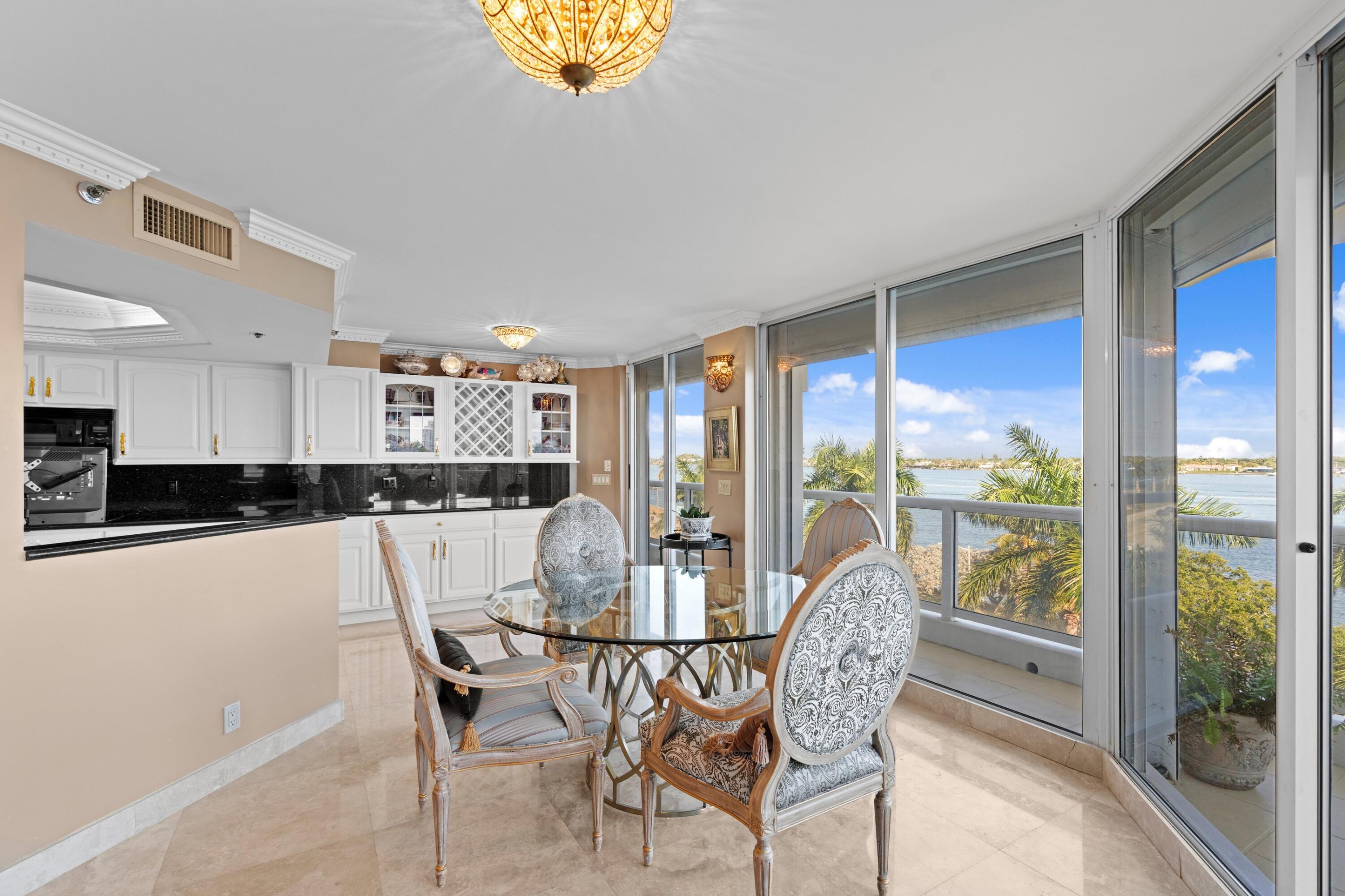 MAJESTIC TOWERS I CONDO - Residential