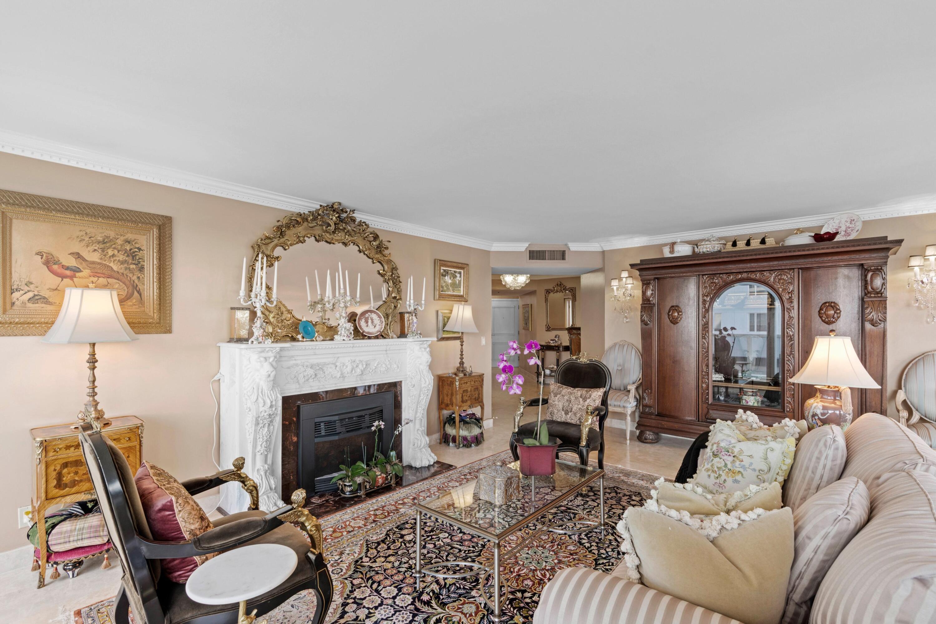 MAJESTIC TOWERS I CONDO - Residential