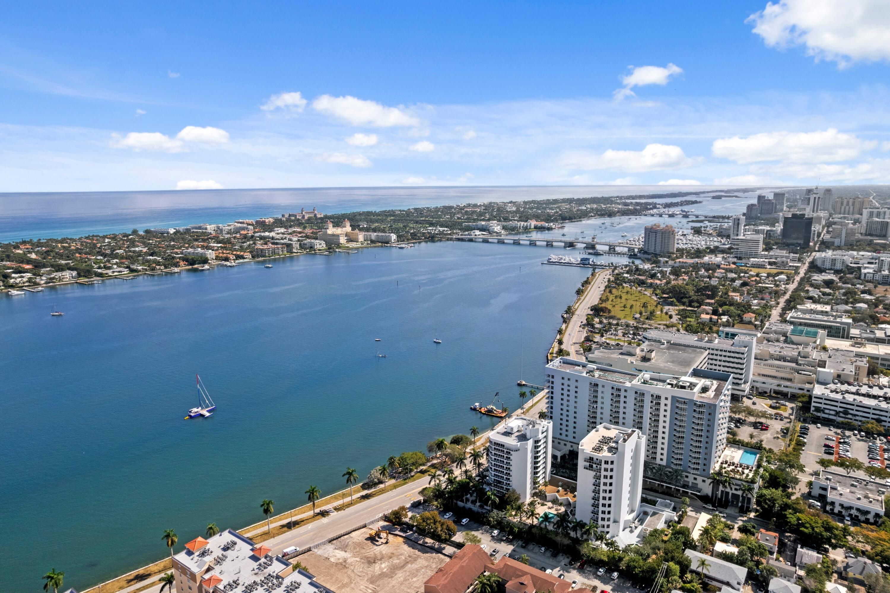 MAJESTIC TOWERS I CONDO - Residential