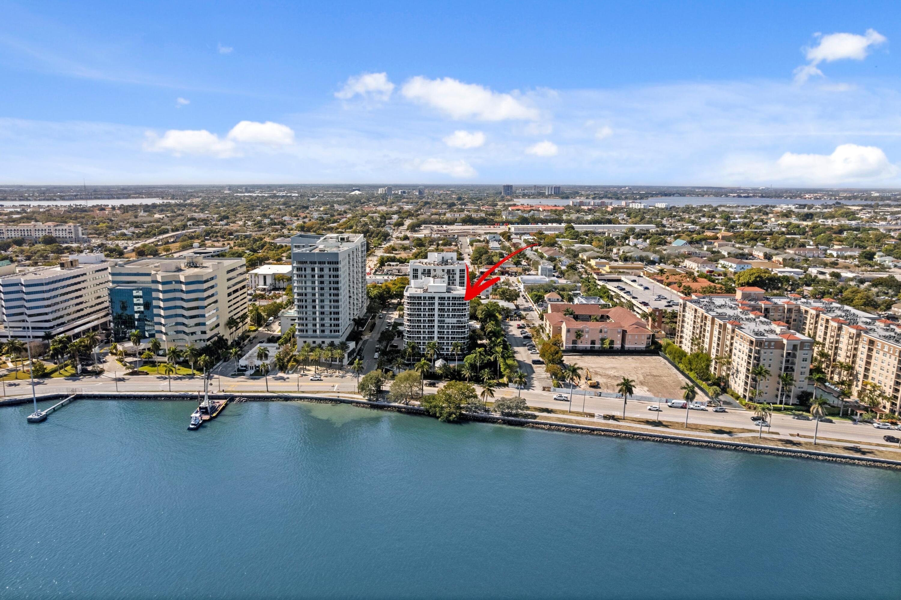 MAJESTIC TOWERS I CONDO - Residential