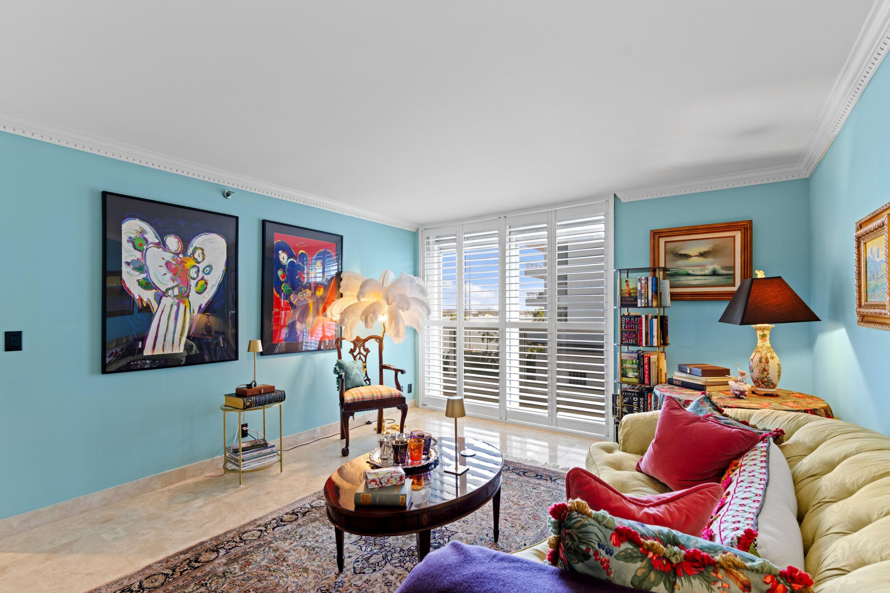 MAJESTIC TOWERS I CONDO - Residential