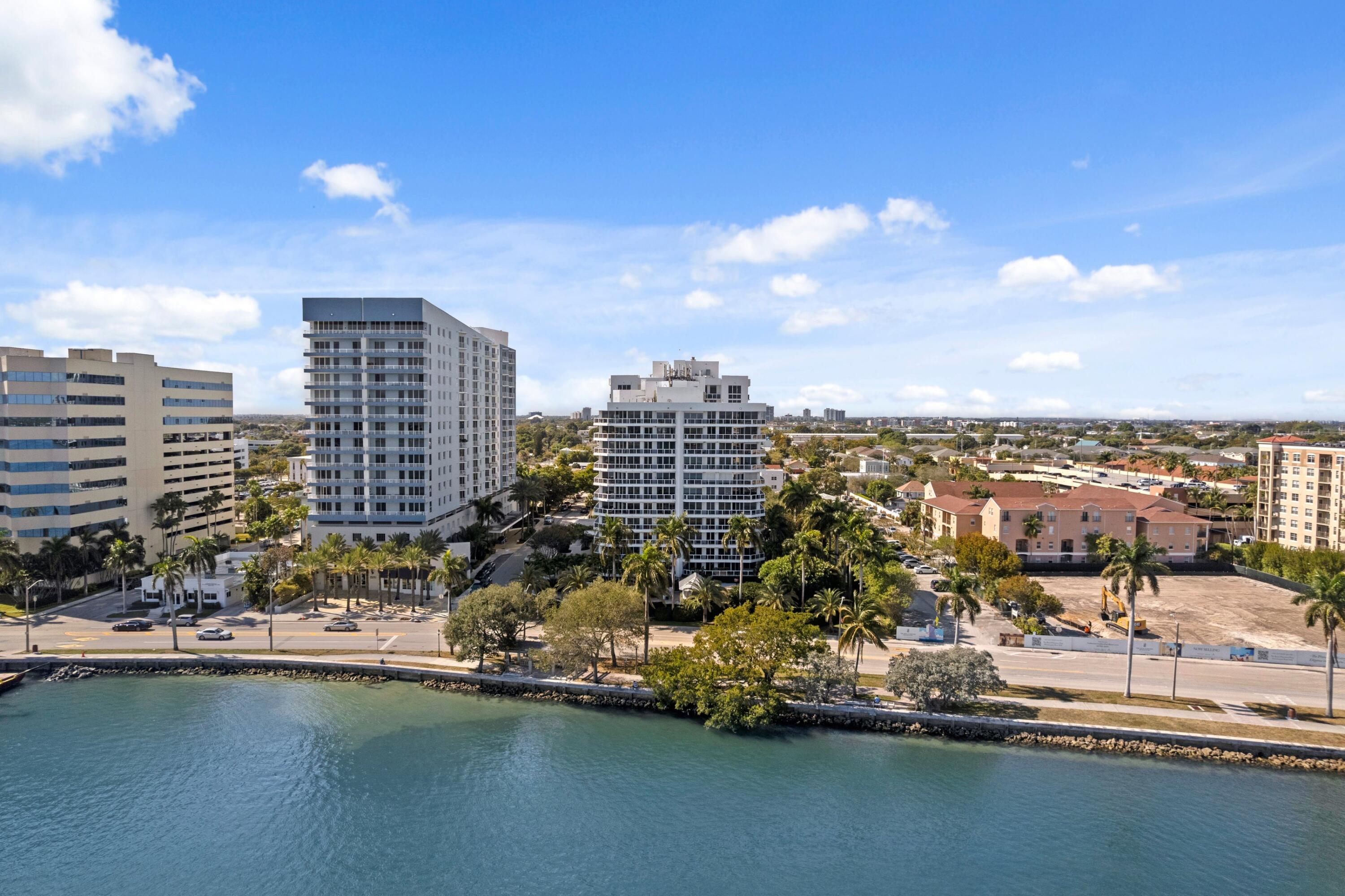 MAJESTIC TOWERS I CONDO - Residential