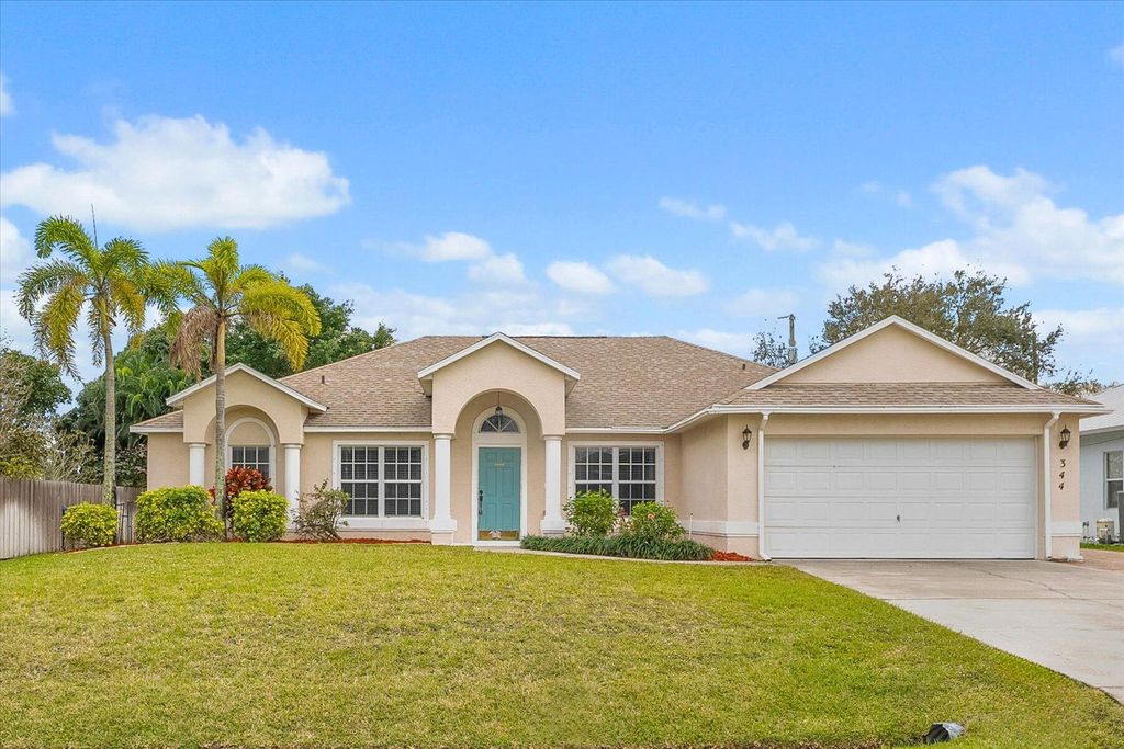 Photo of 344 SW Columbus Drive, Port Saint Lucie, FL 34953 (MLS # R10958399)