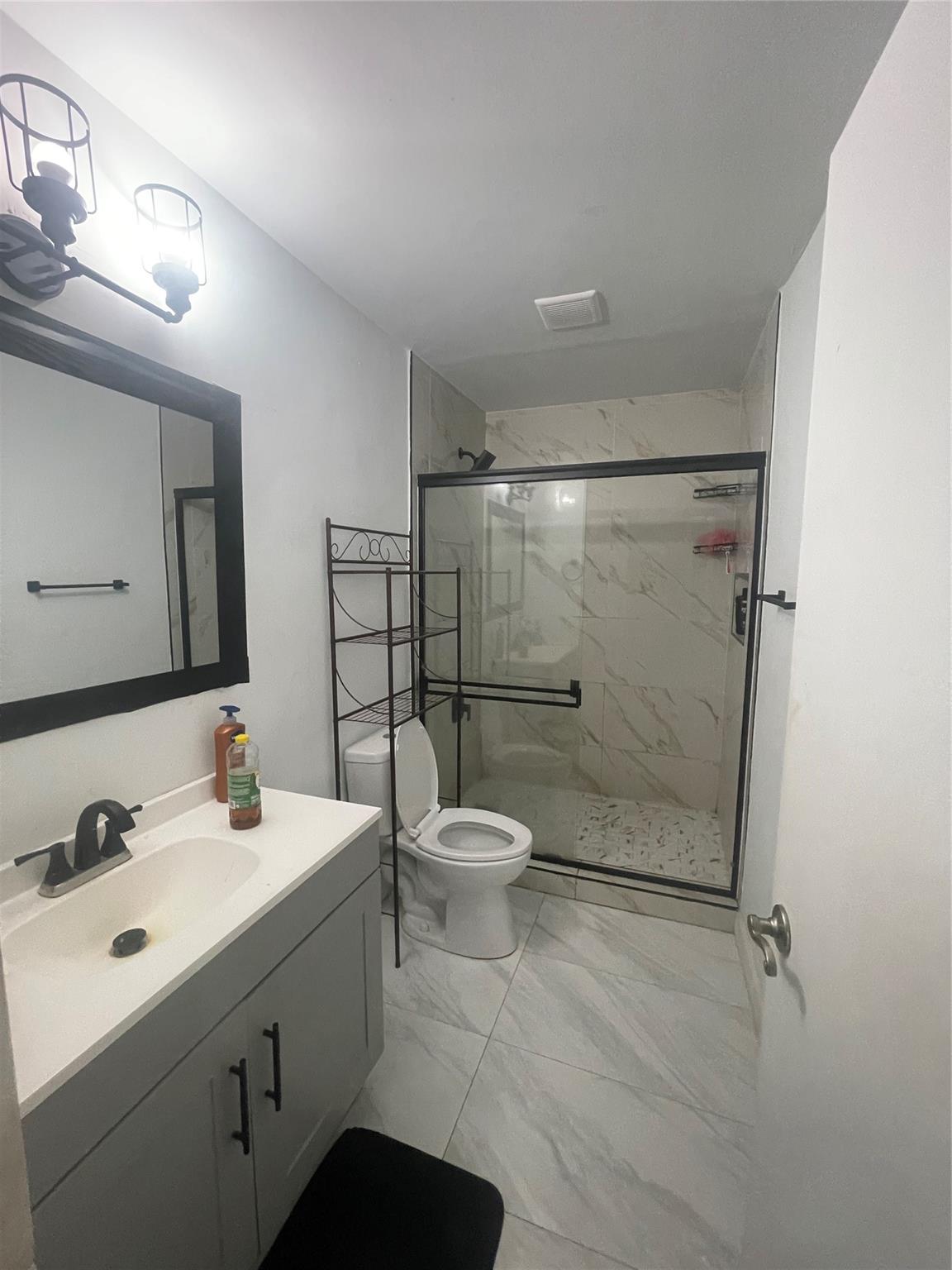 LAUDERDALE NORTH PARK SEC - Residential