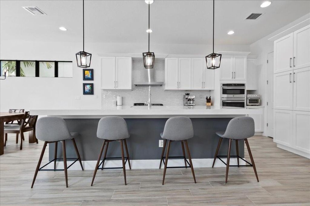 Photo of 13121 Alton Road, Palm Beach Gardens, FL 33418 (MLS # R10927718)