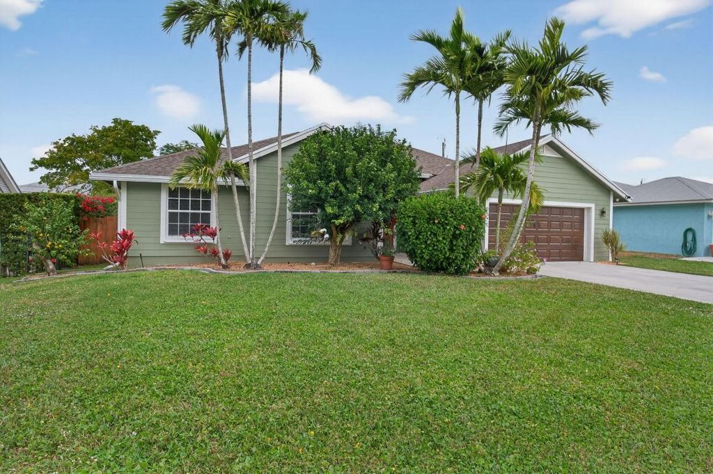 Photo of 9275 SE Mercury Street, Hobe Sound, FL 33455 (MLS # R11154530)