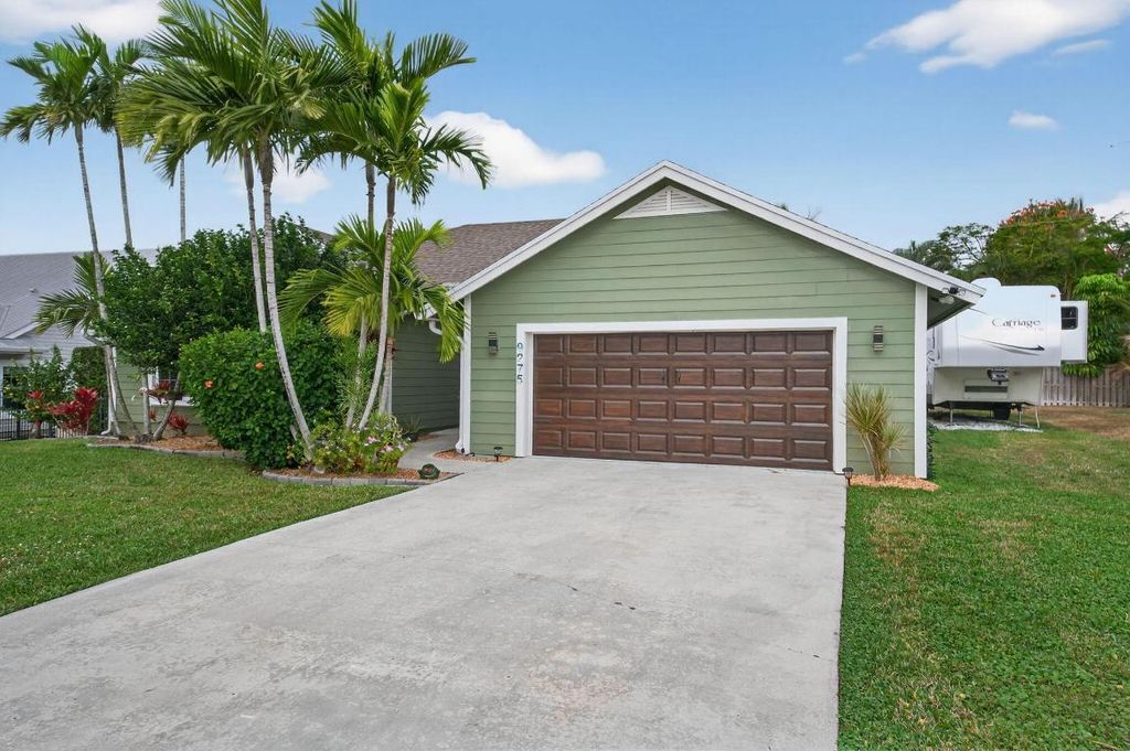 Photo of 9275 SE Mercury Street, Hobe Sound, FL 33455 (MLS # R11154530)