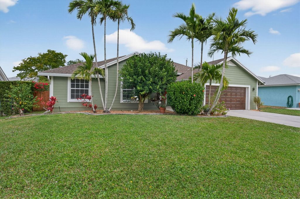 Photo of 9275 SE Mercury Street, Hobe Sound, FL 33455 (MLS # R11154530)