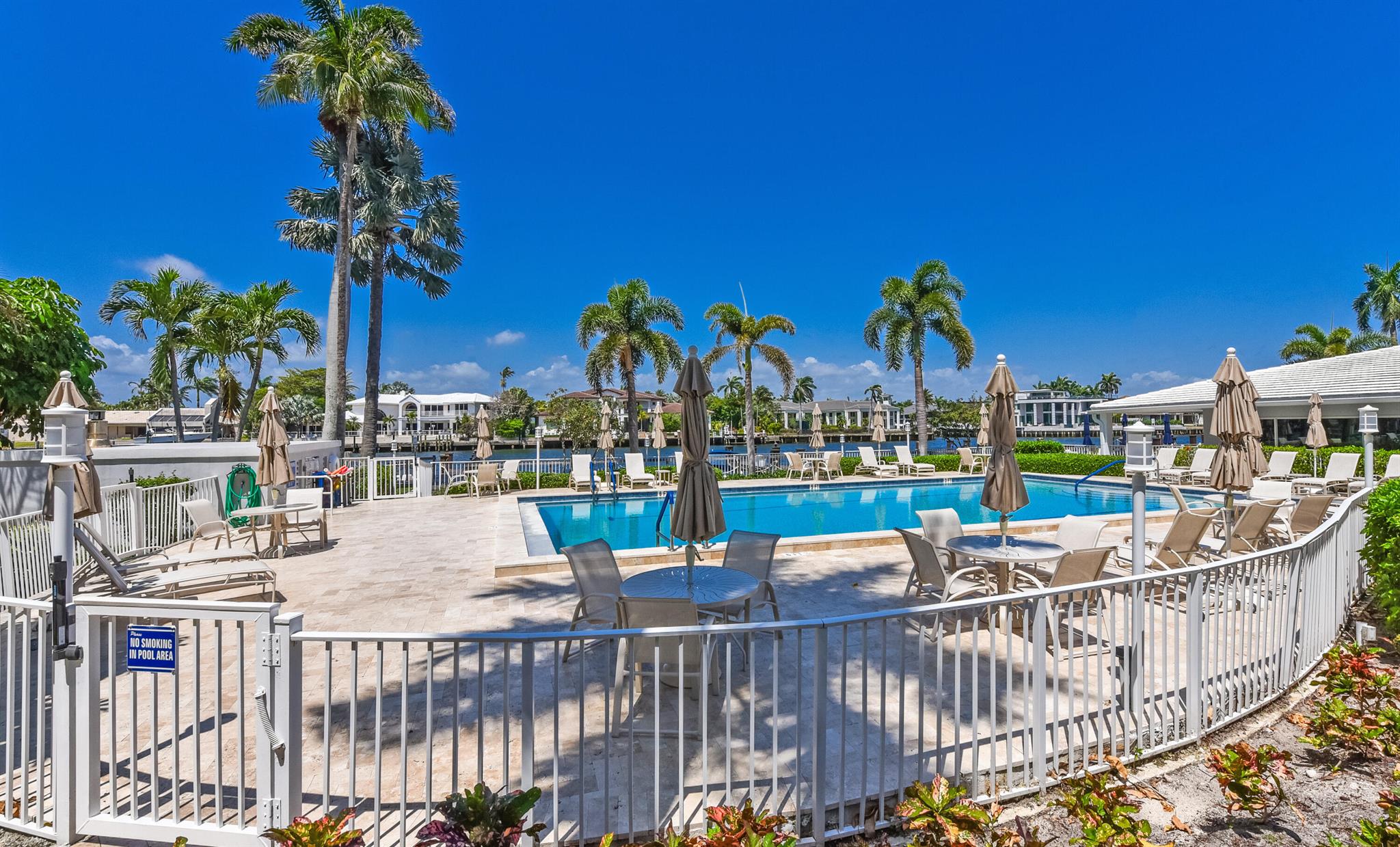 SEAGATE OF HIGHLAND CONDO - Residential