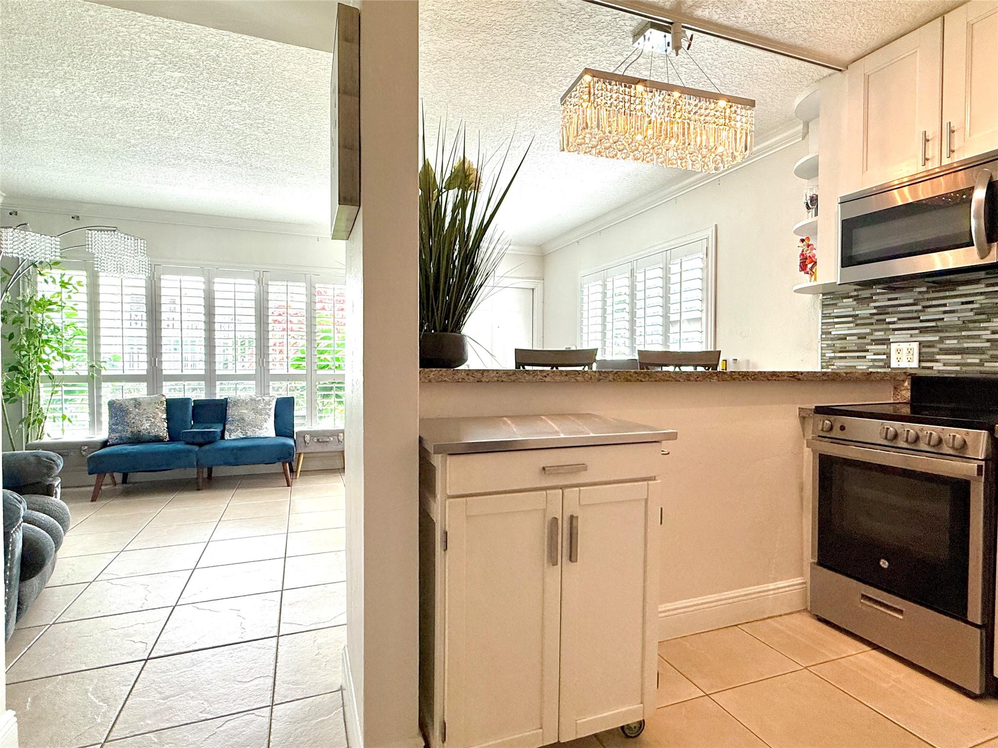 MARVILLA CONDOMINIUM - Residential