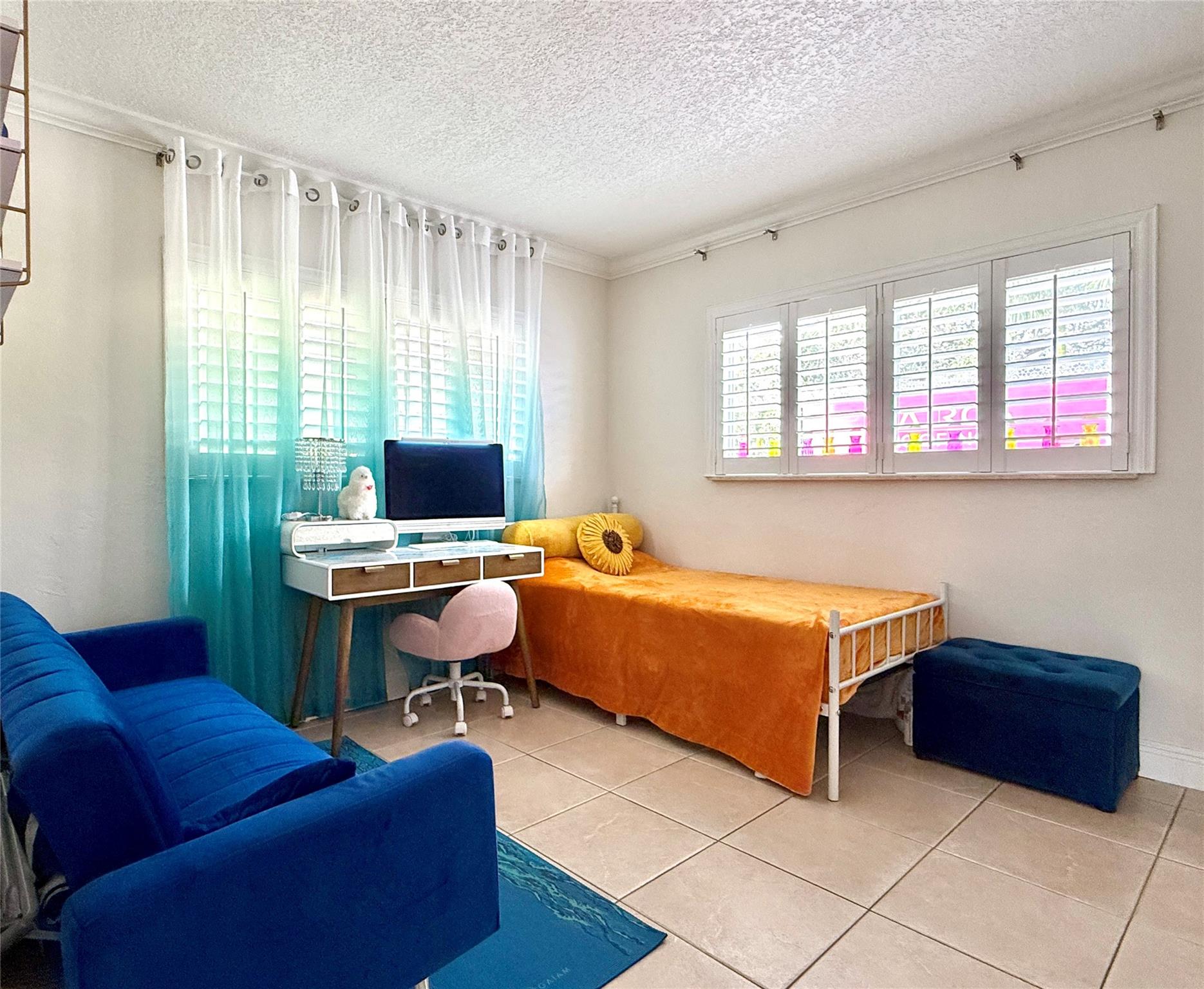 MARVILLA CONDOMINIUM - Residential