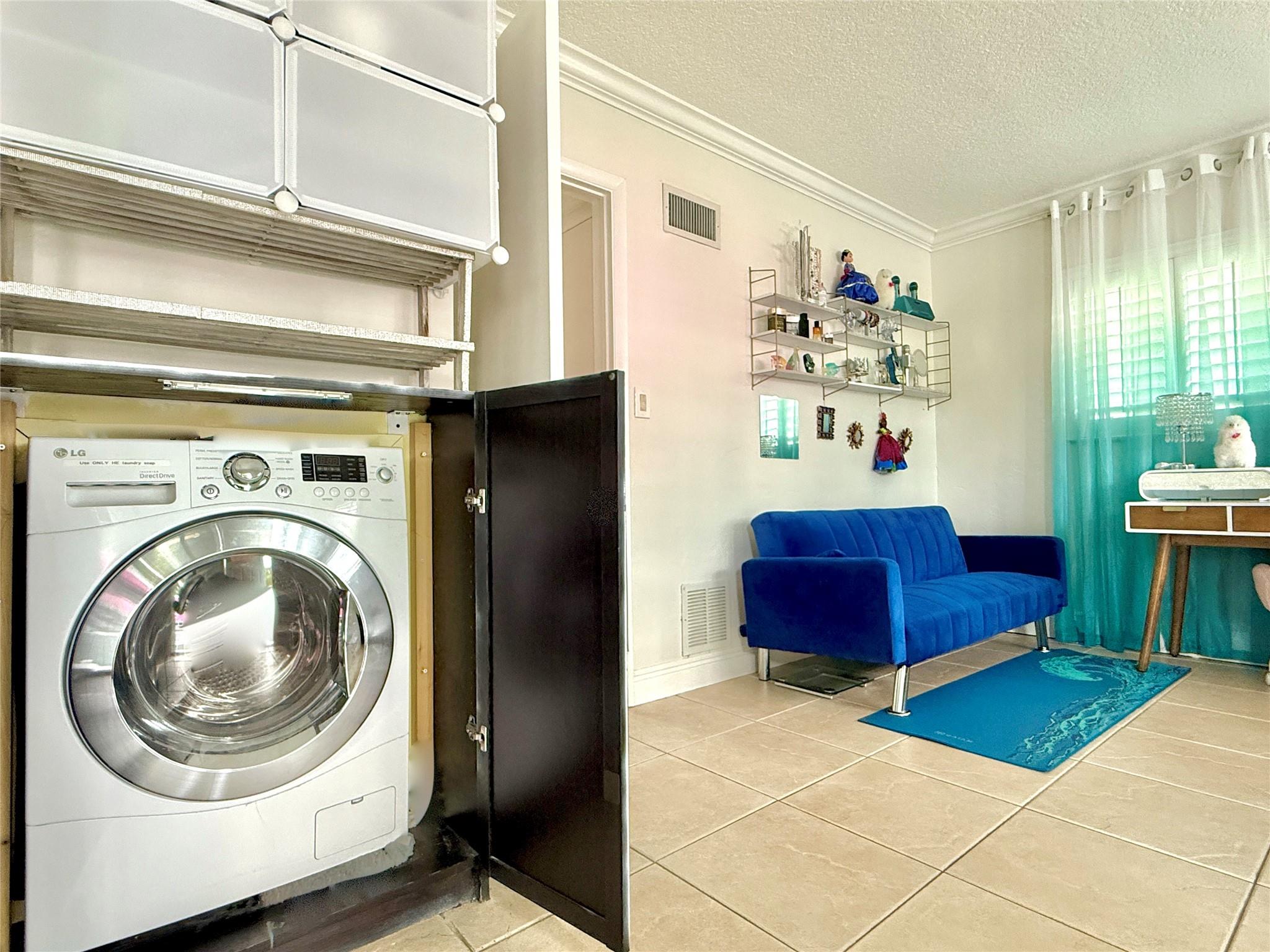 MARVILLA CONDOMINIUM - Residential