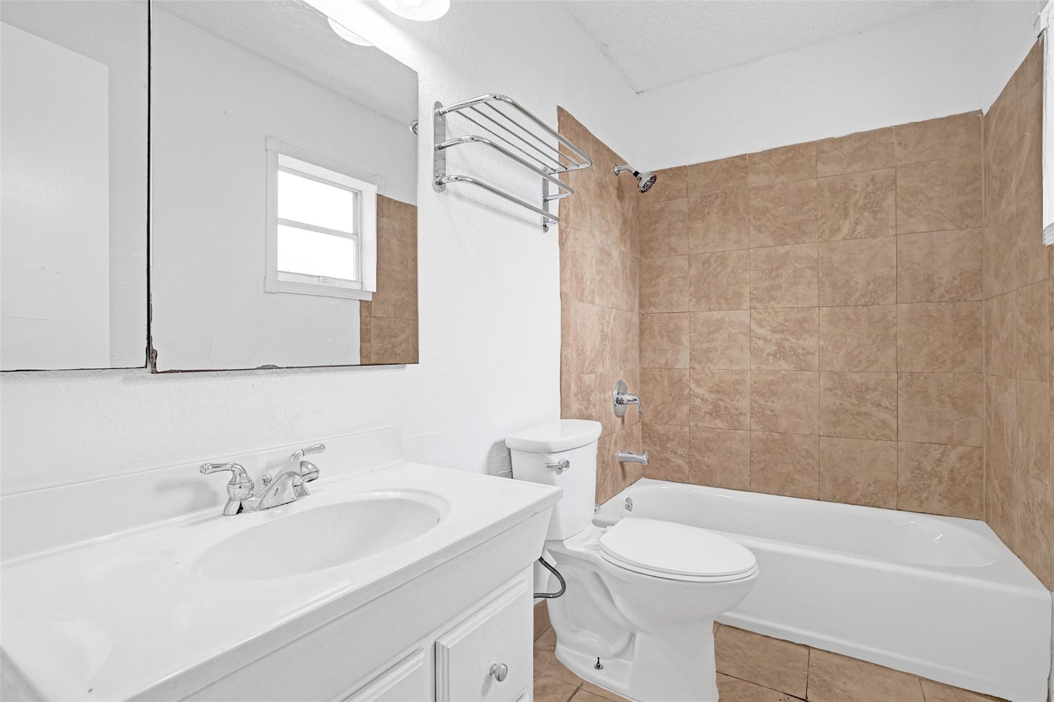 CAROL CITY RED ROAD MANOR - Residential