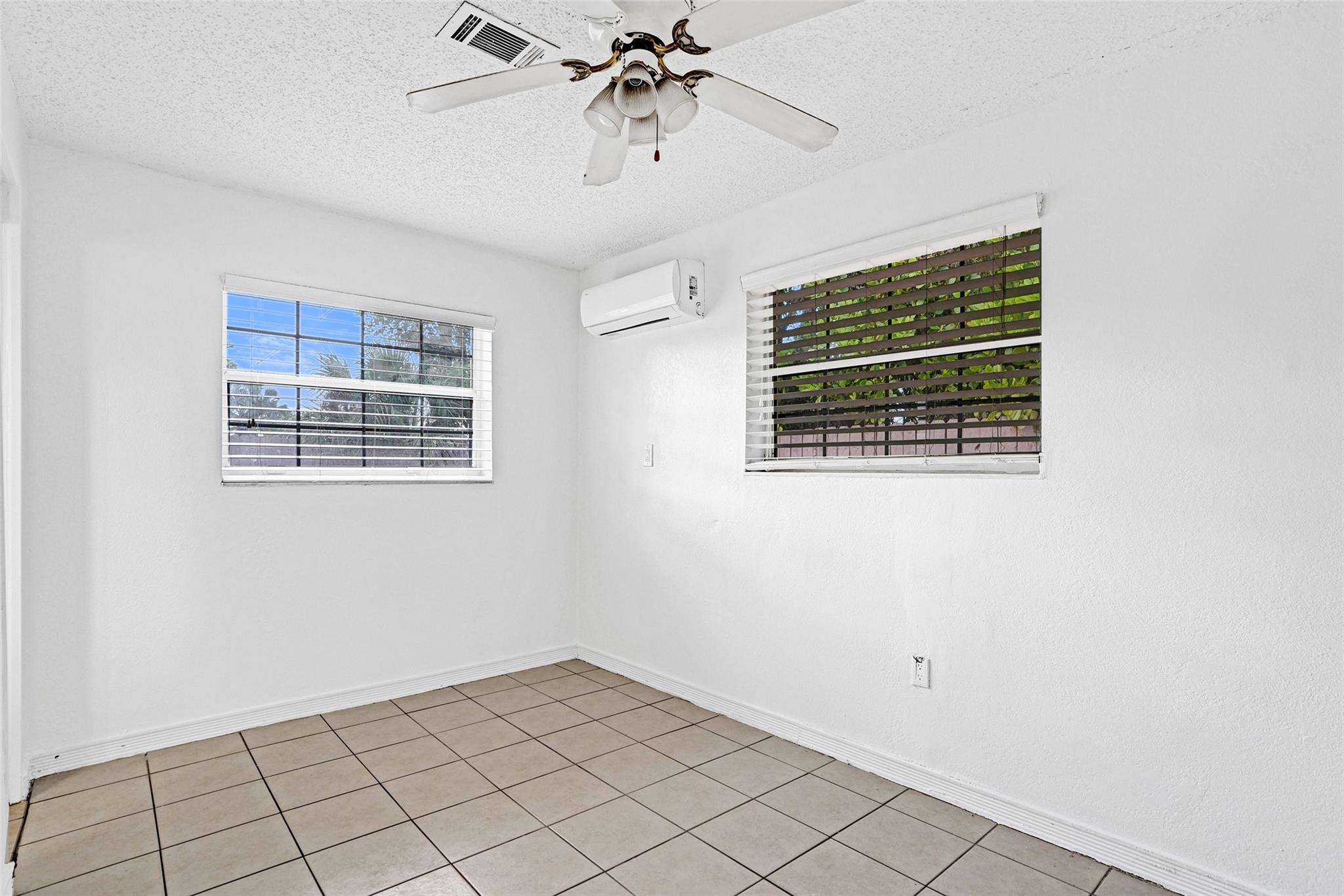 CAROL CITY RED ROAD MANOR - Residential