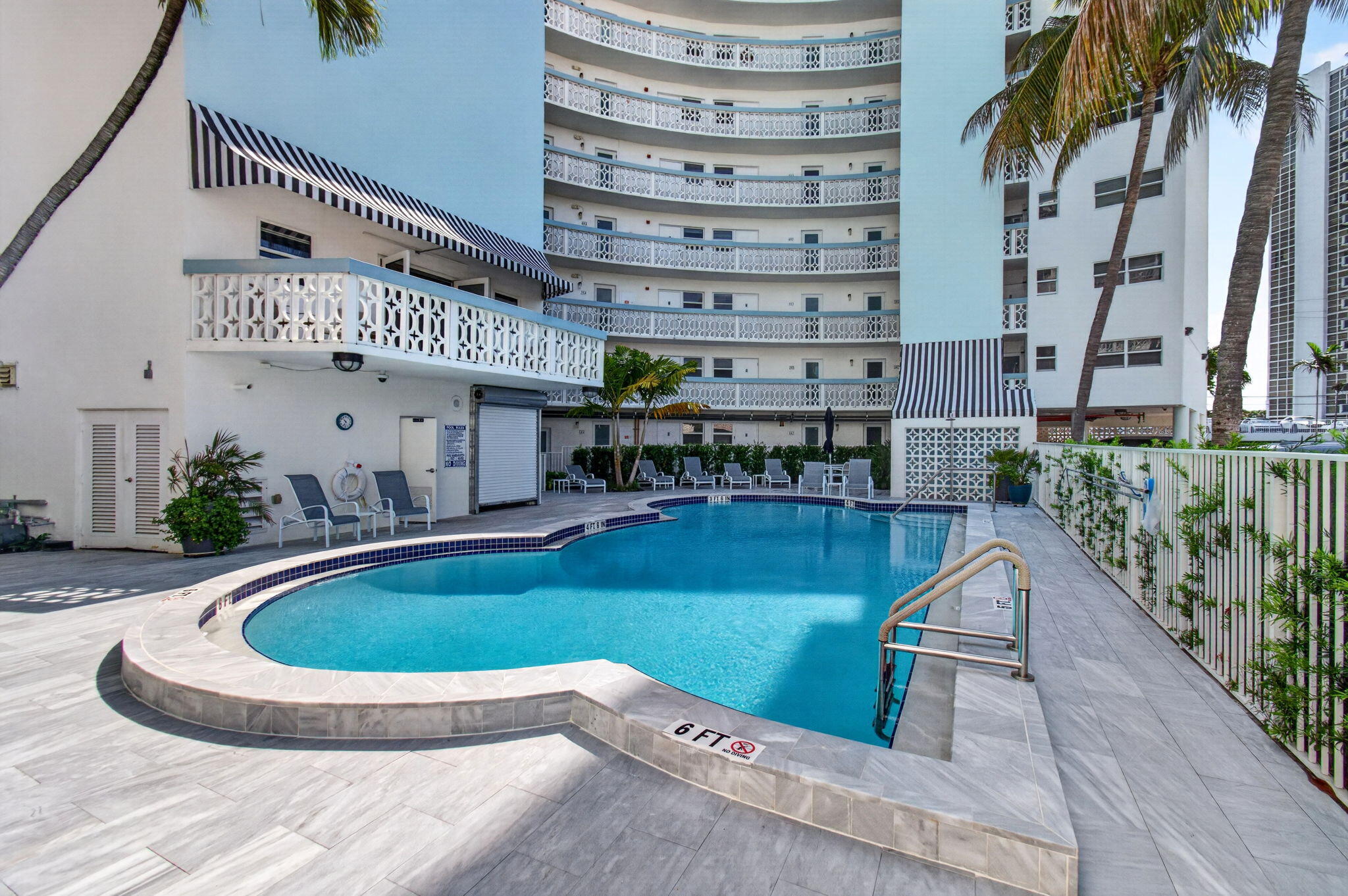 3250 NE 28th Street Unit 302